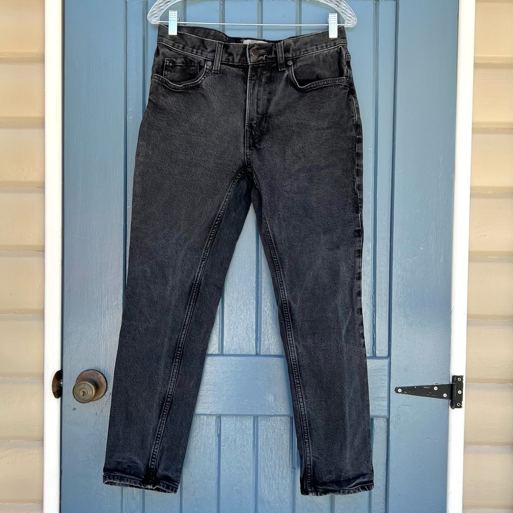 Everlane The Slim Jean Mens 31x28
Black Dark Wash Tapered Leg Organic
Cotton